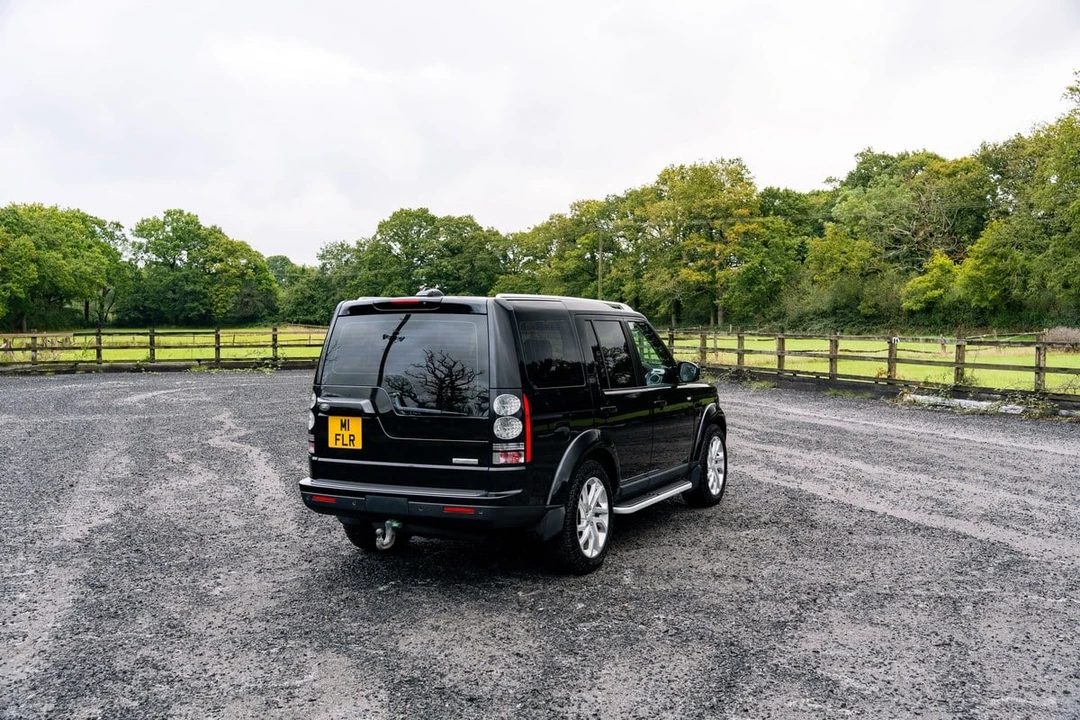 2016 Land Rover Discovery 4th Gen - Image 16 of 30
