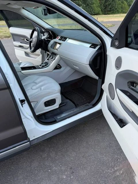 2015 Land Rover Range Rover Evoque 1st Gen - Image 10 of 15