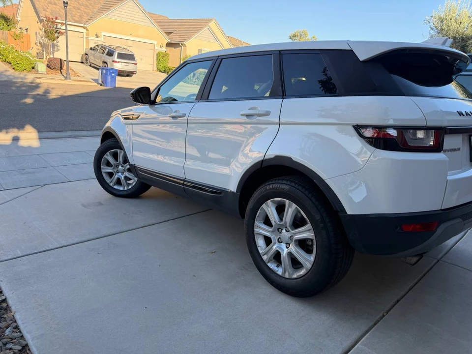 2017 Land Rover Range Rover Evoque 1st Gen - Image 5 of 18