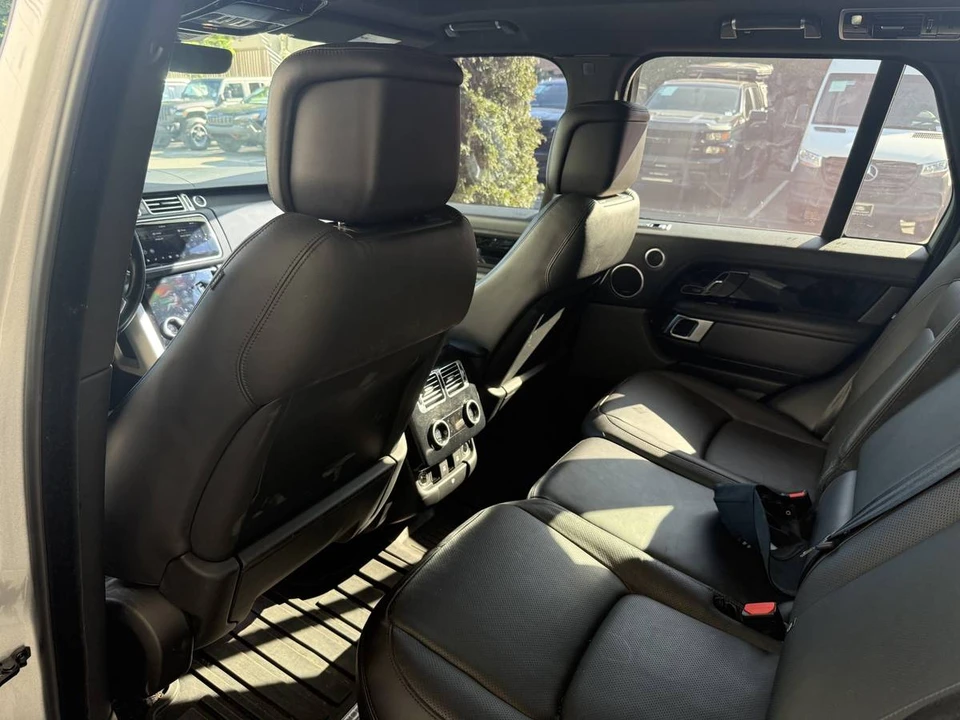 2018 Land Rover Range Rover L405 - Image 17 of 18