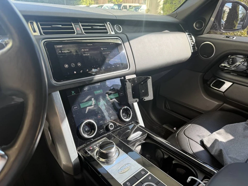 2018 Land Rover Range Rover L405 - Image 15 of 18