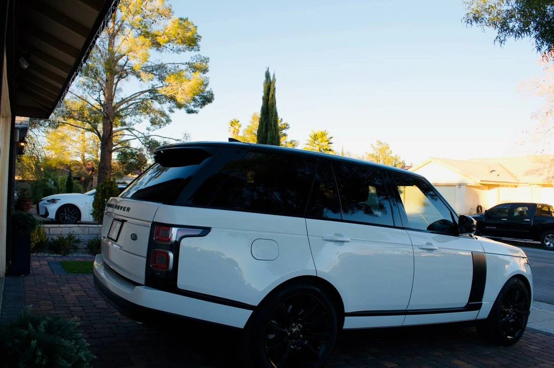2019 Land Rover Range Rover L405 - Image 6 of 17