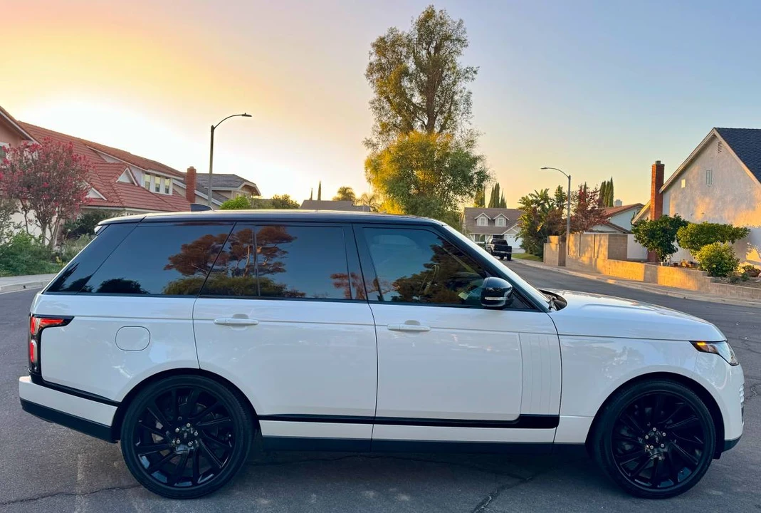 2019 Land Rover Range Rover L405 - Image 2 of 19