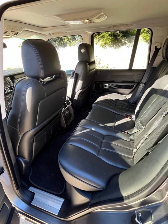 2011 Land Rover Range Rover L322 - Image 12 of 21