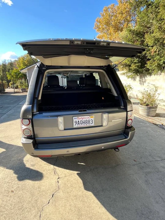 2011 Land Rover Range Rover L322 - Image 8 of 21