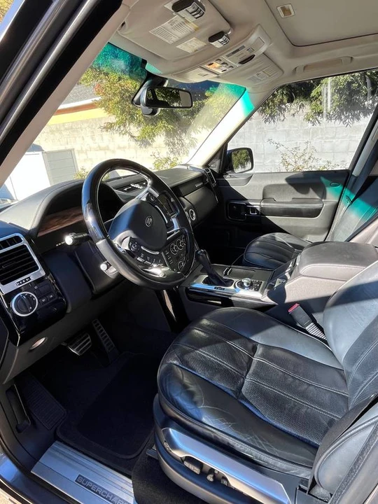 2011 Land Rover Range Rover L322 - Image 14 of 21