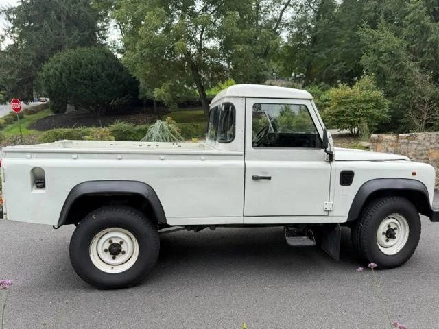 1998 Land Rover Defender 110 - Image 2 of 8