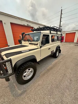 1991 Land Rover Defender