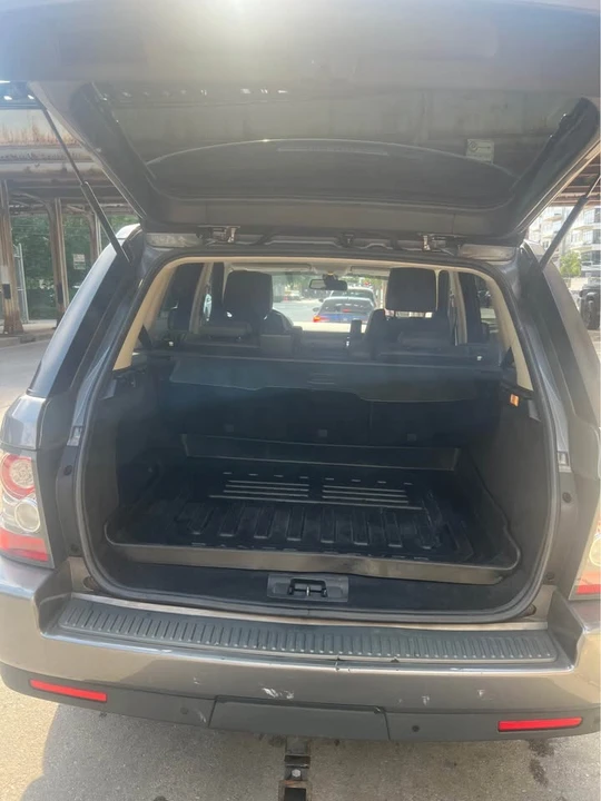 2010 Land Rover Range Rover L322 - Image 6 of 10