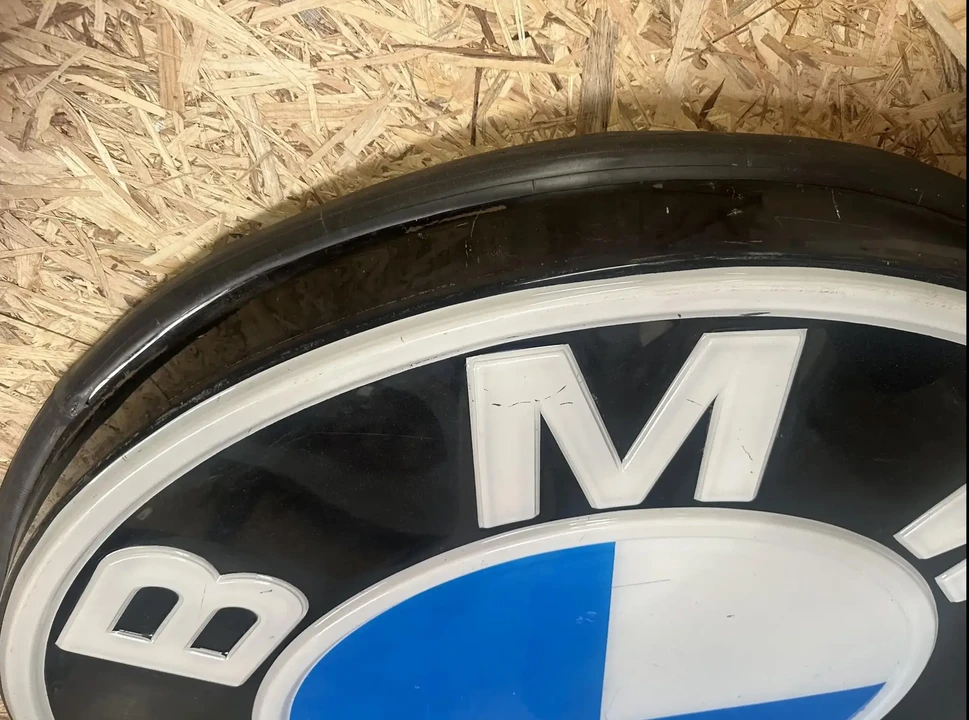BMW - Image 8 of 15