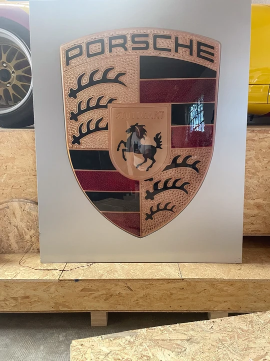 Porsche - Image 13 of 31