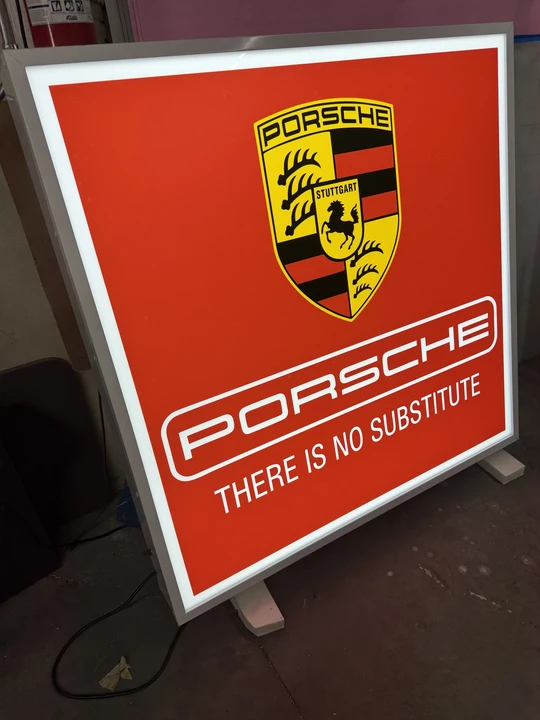 Porsche - Image 5 of 15