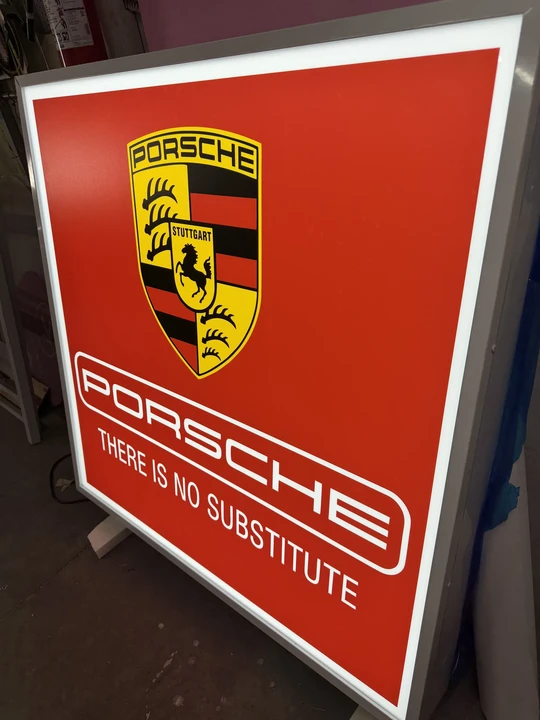 Porsche - Image 10 of 15