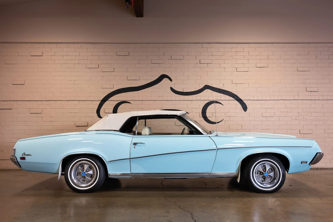 1969 Mercury Cougar 1st Gen - Image 12 of 31