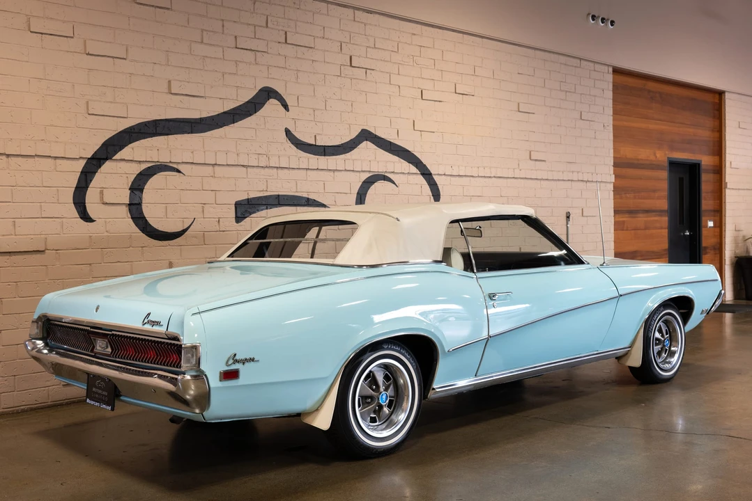 1969 Mercury Cougar 1st Gen - Image 13 of 31