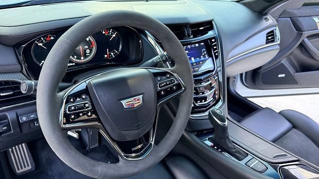 2017 Cadillac CTS-V 3rd Gen - Image 9 of 9