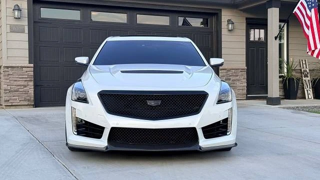 2017 Cadillac CTS-V 3rd Gen - Image 2 of 9