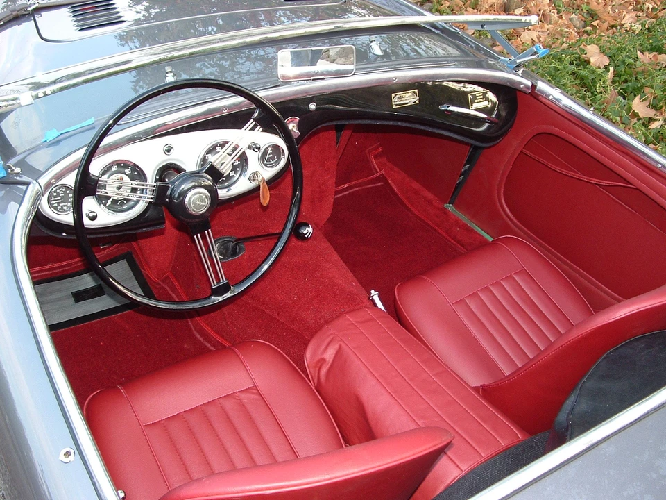 1956 Austin-Healey 100 - Image 2 of 6