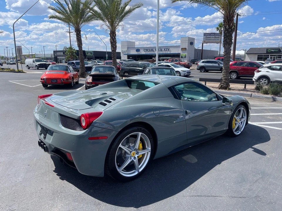 2015 Ferrari 458 Spider - Image 5 of 11
