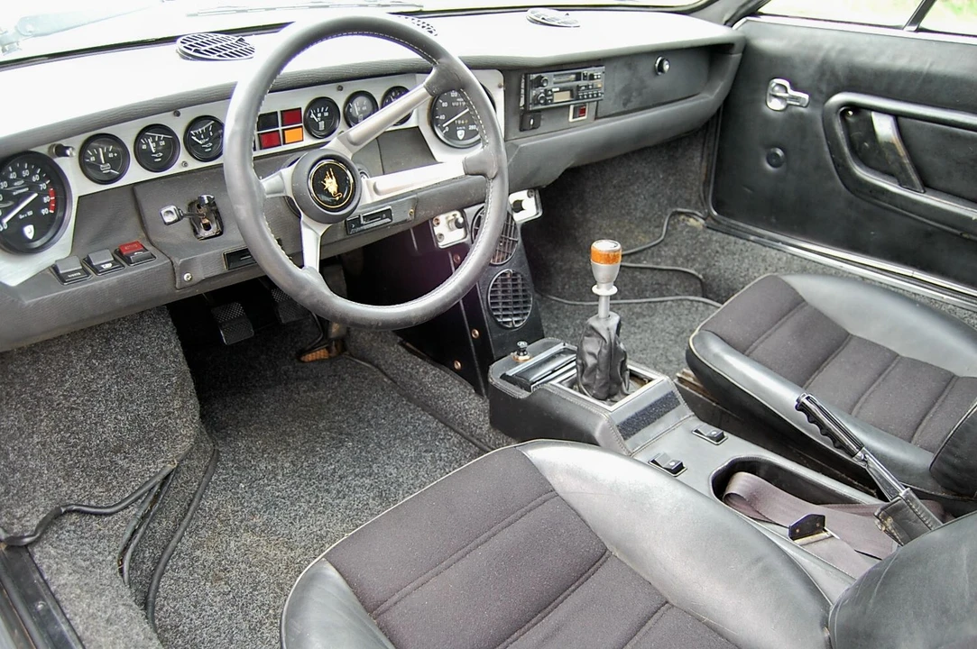 1973 Lamborghini Urraco P250 - Image 7 of 10