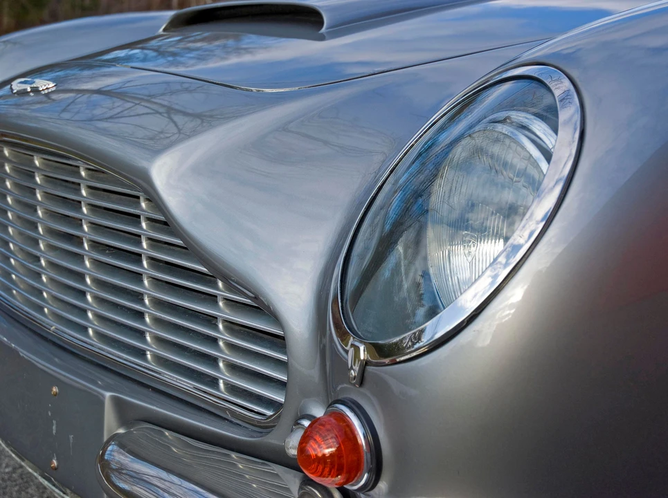 1969 Aston Martin DB6 Vantage - Image 14 of 14
