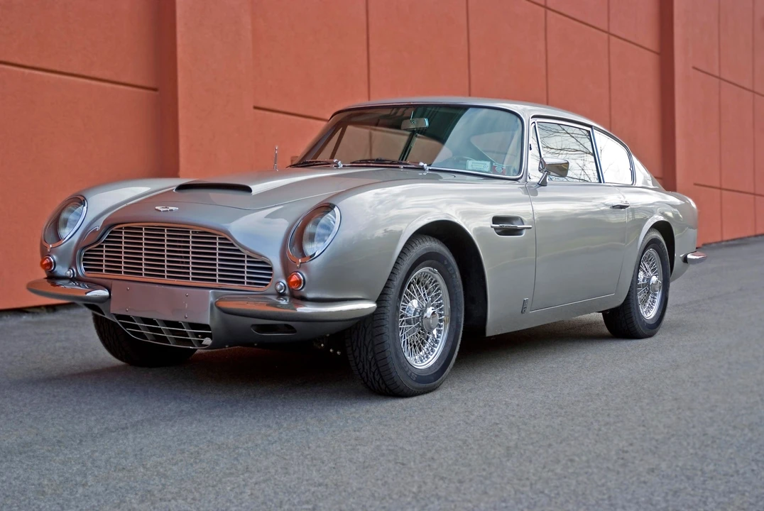 1969 Aston Martin DB6 Vantage - Image 8 of 14