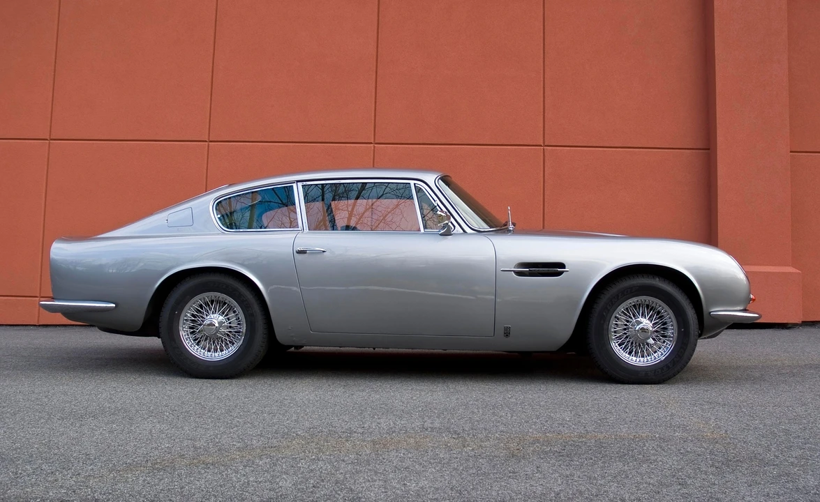 1969 Aston Martin DB6 Vantage - Image 9 of 14