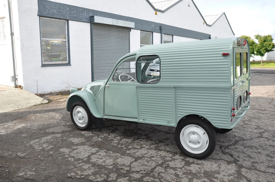 1956 Citroen 2CV - Image 4 of 11