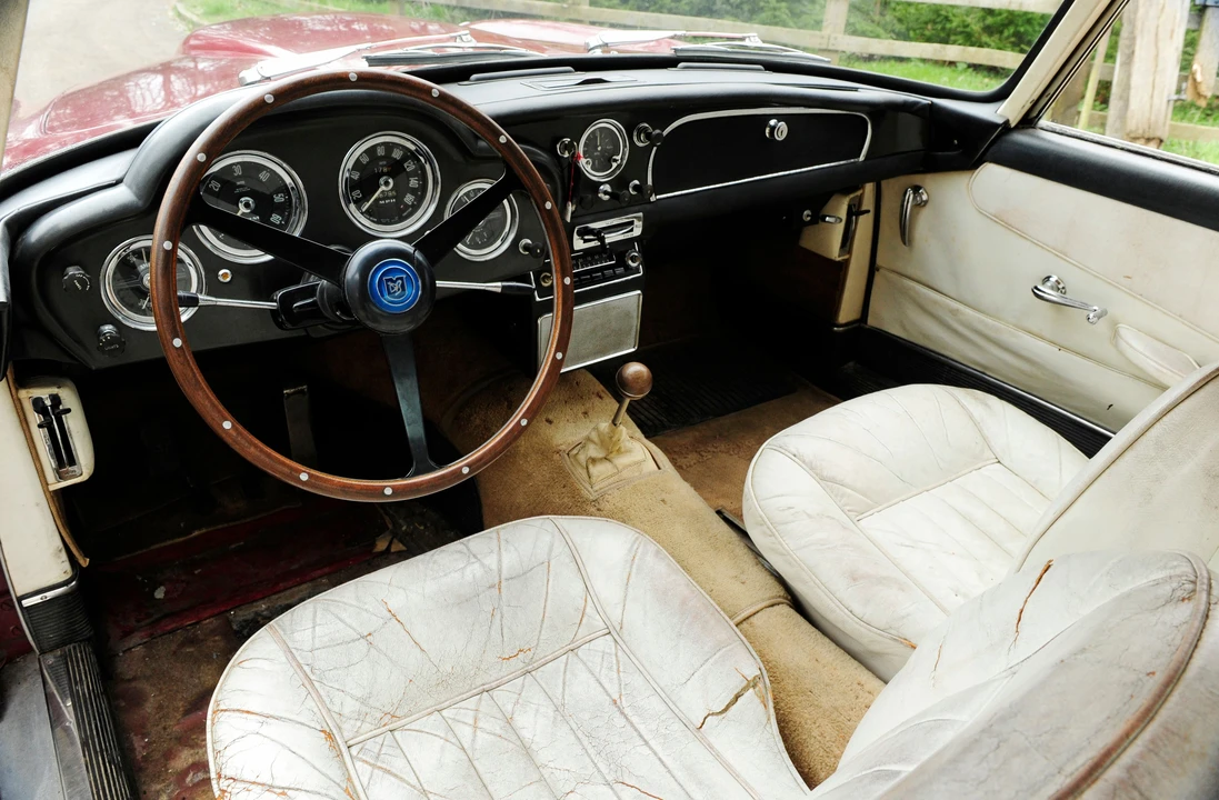 1960 Aston Martin DB4 - Image 9 of 16