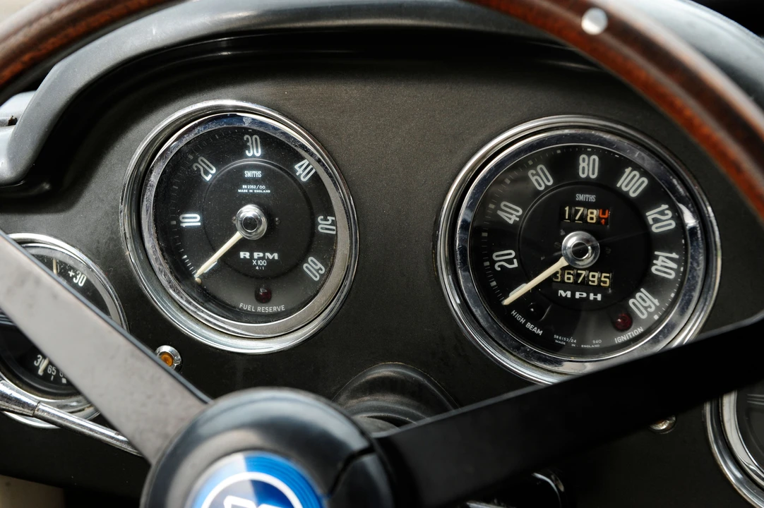 1960 Aston Martin DB4 - Image 6 of 16