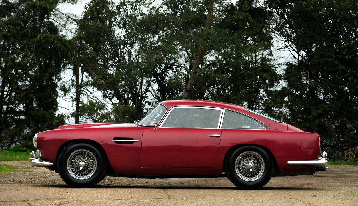 1960 Aston Martin DB4 - Image 15 of 16