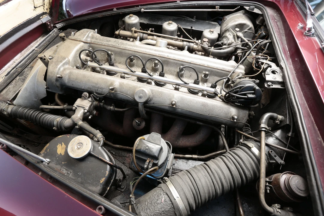 1962 Aston Martin DB4 Convertible - Image 5 of 20