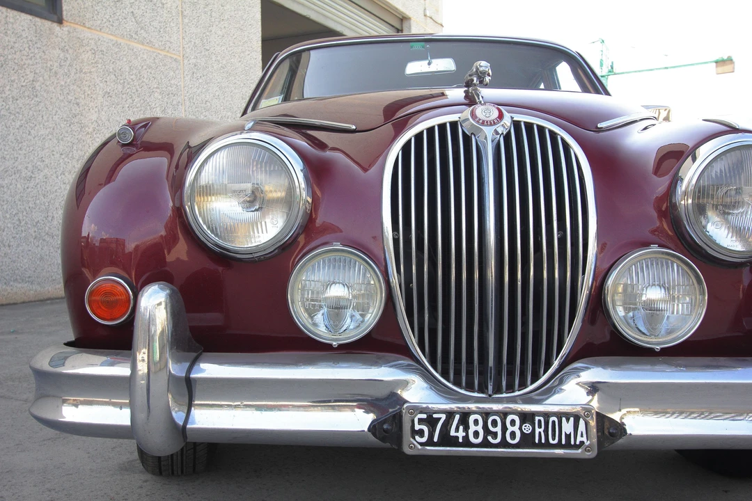 1962 Jaguar Mark II - Image 4 of 9