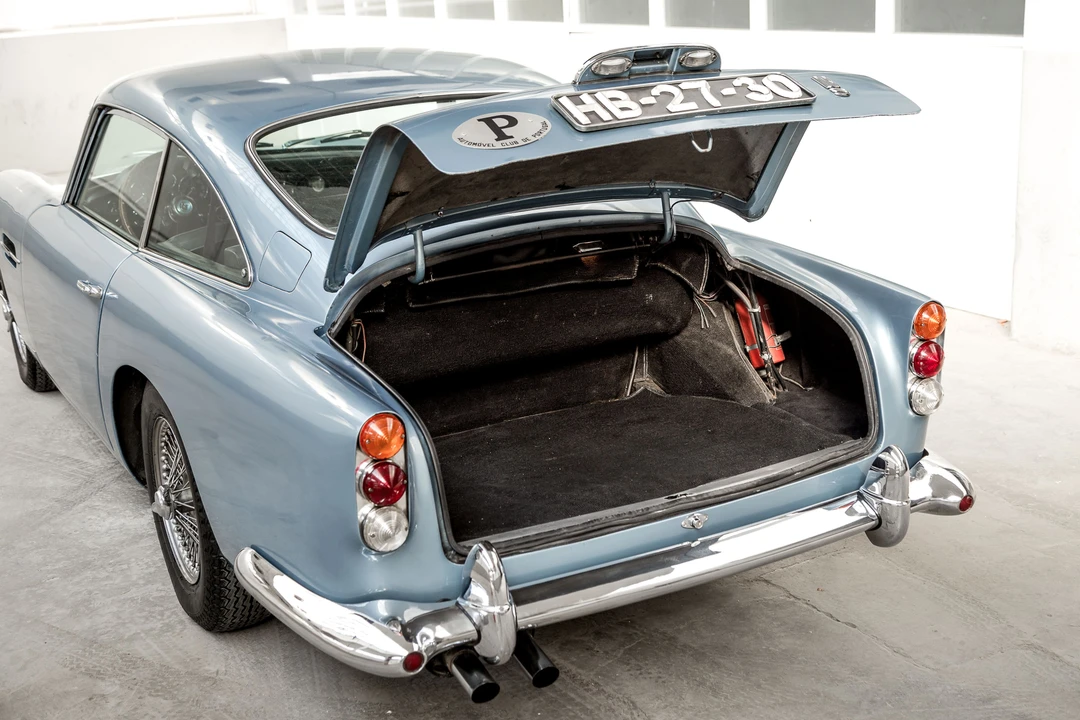 1965 Aston Martin DB5 Vantage - Image 16 of 31