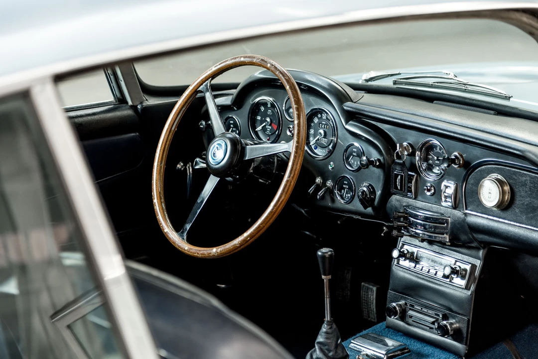 1965 Aston Martin DB5 Vantage - Image 24 of 31