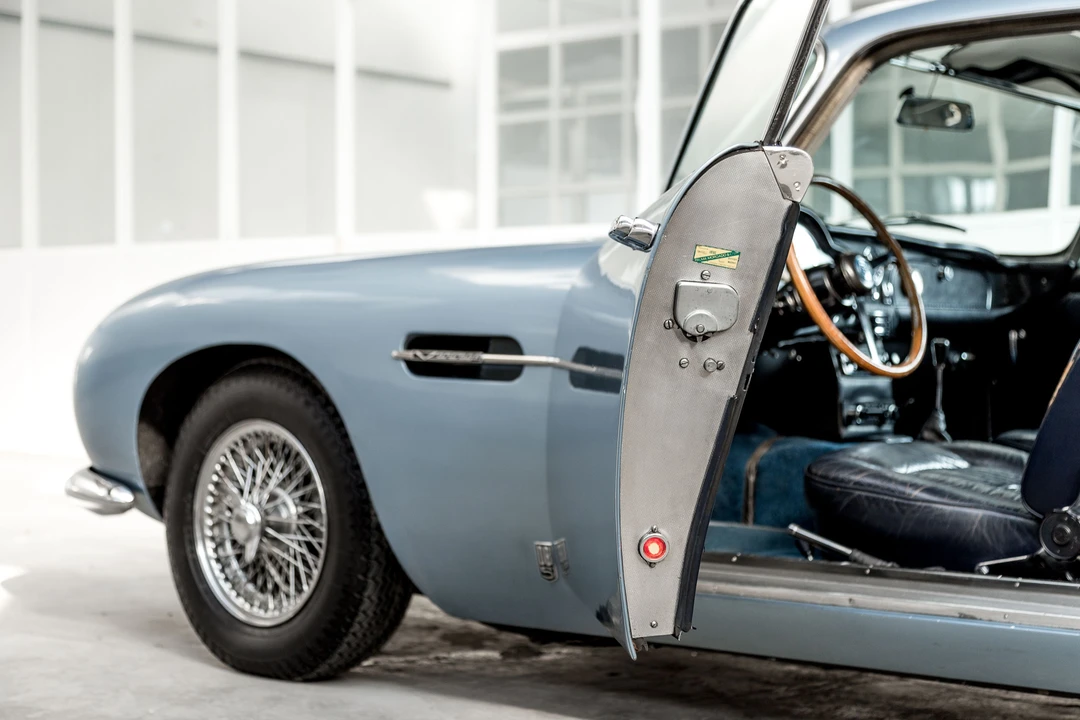 1965 Aston Martin DB5 Vantage - Image 26 of 31