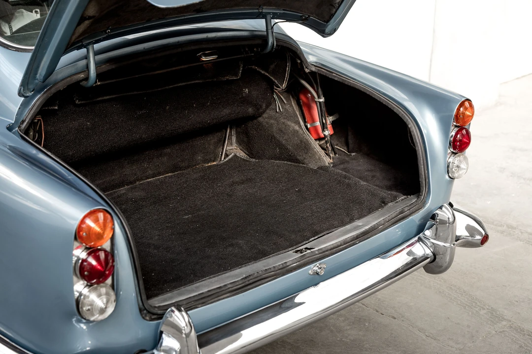 1965 Aston Martin DB5 Vantage - Image 19 of 31
