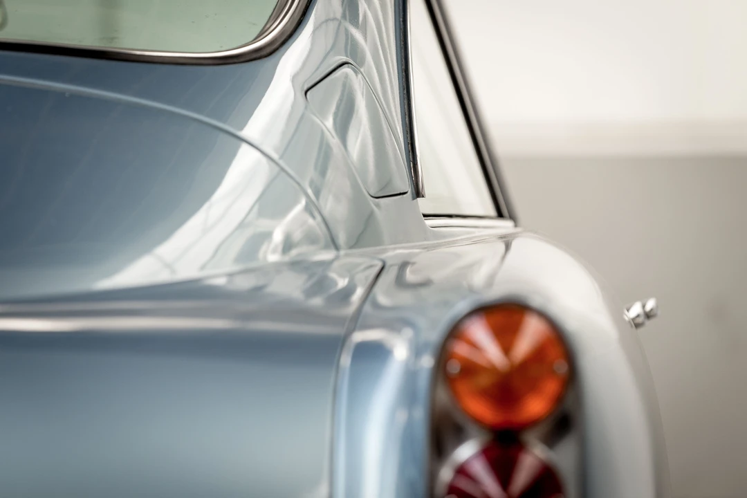 1965 Aston Martin DB5 Vantage - Image 6 of 31
