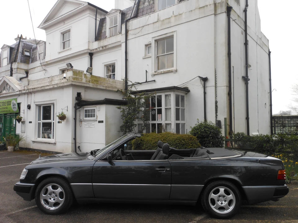 1993 Mercedes-Benz W124 E-Class - Image 8 of 10