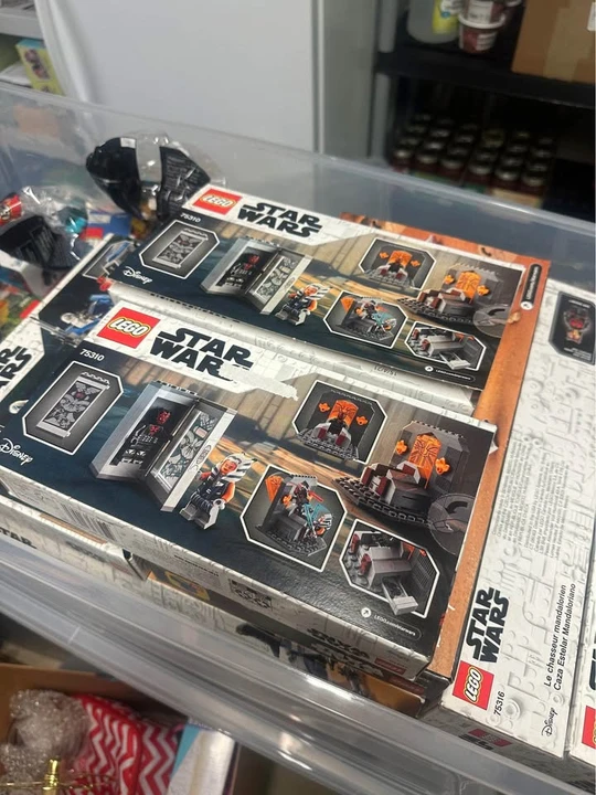 Parts & Memorabilia Scale Models - Image 5 of 10