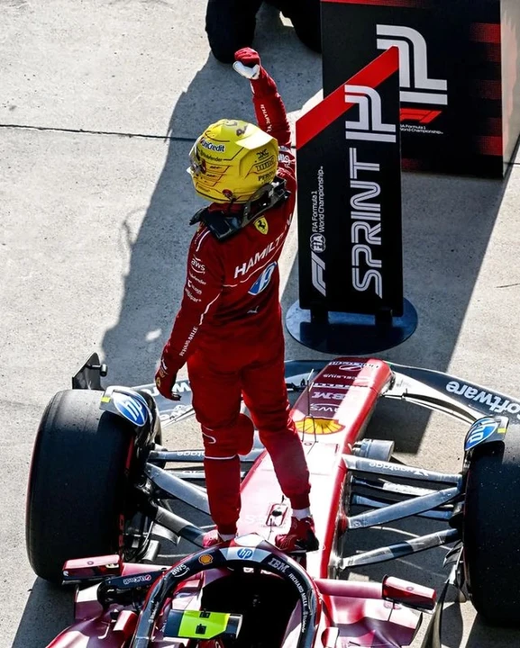 Ferrari - Image 10 of 10