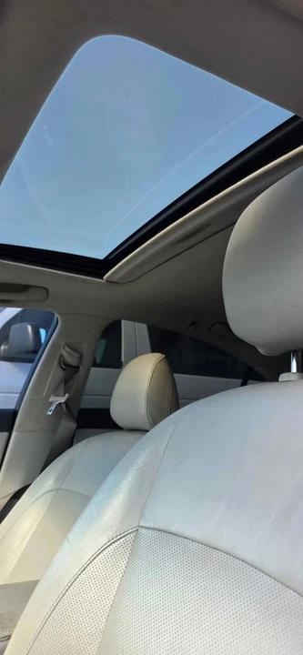 2007 Lexus IS 2nd Gen - Image 5 of 10