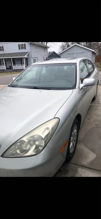 2004 Lexus ES 3rd Gen - Image 2 of 7
