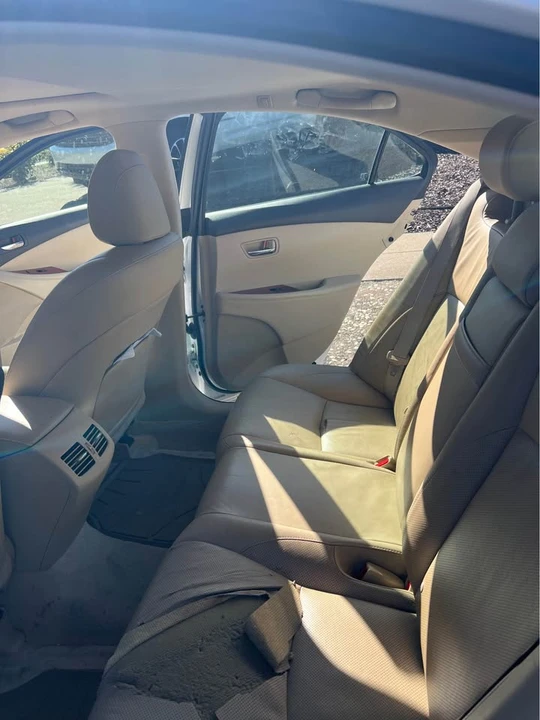 2007 Lexus ES 5th Gen - Image 5 of 8