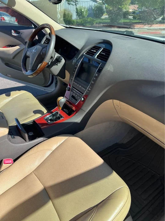 2007 Lexus ES 5th Gen - Image 7 of 8