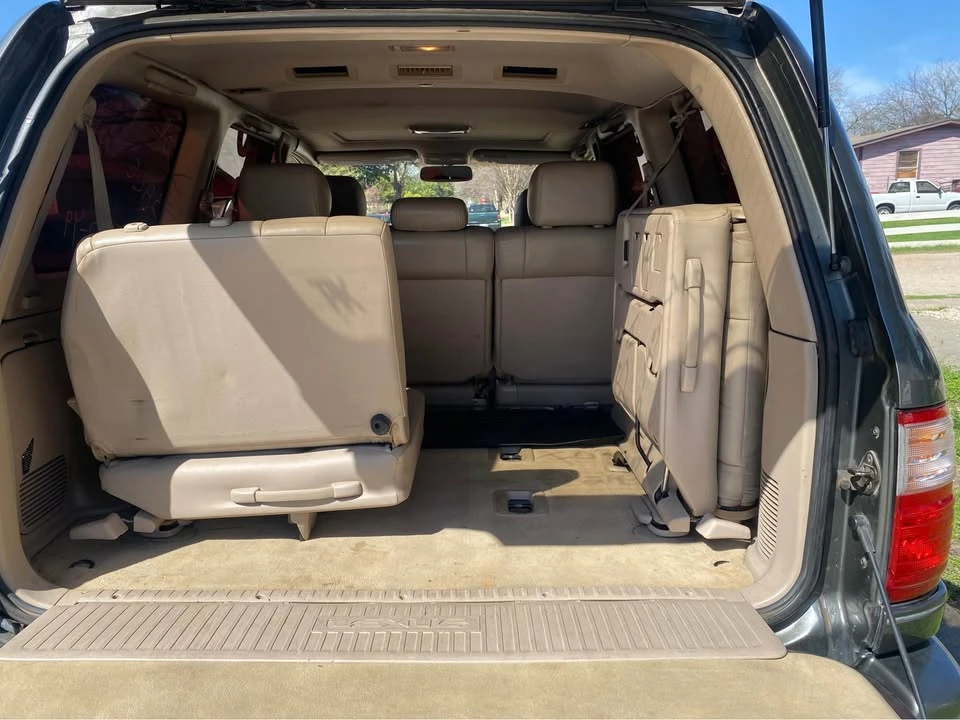 2000 Lexus LX 2nd Gen - Image 9 of 9