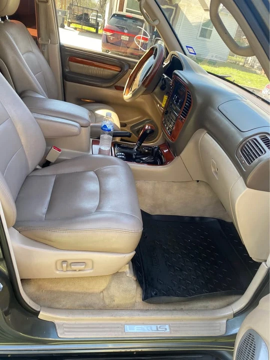 2000 Lexus LX 2nd Gen - Image 6 of 9