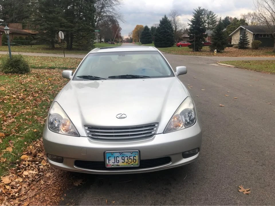 2003 Lexus ES 4th Gen - Image 10 of 10