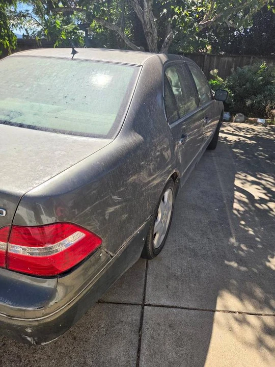 2004 Lexus LS 3rd Gen - Image 10 of 10