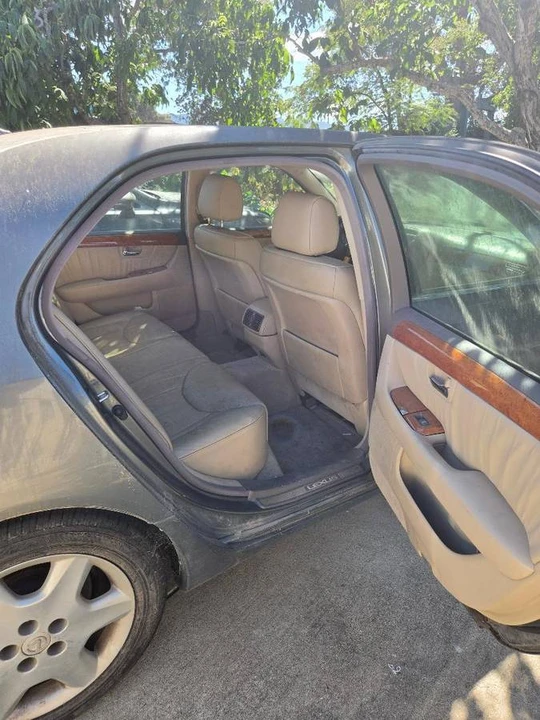 2004 Lexus LS 3rd Gen - Image 4 of 10